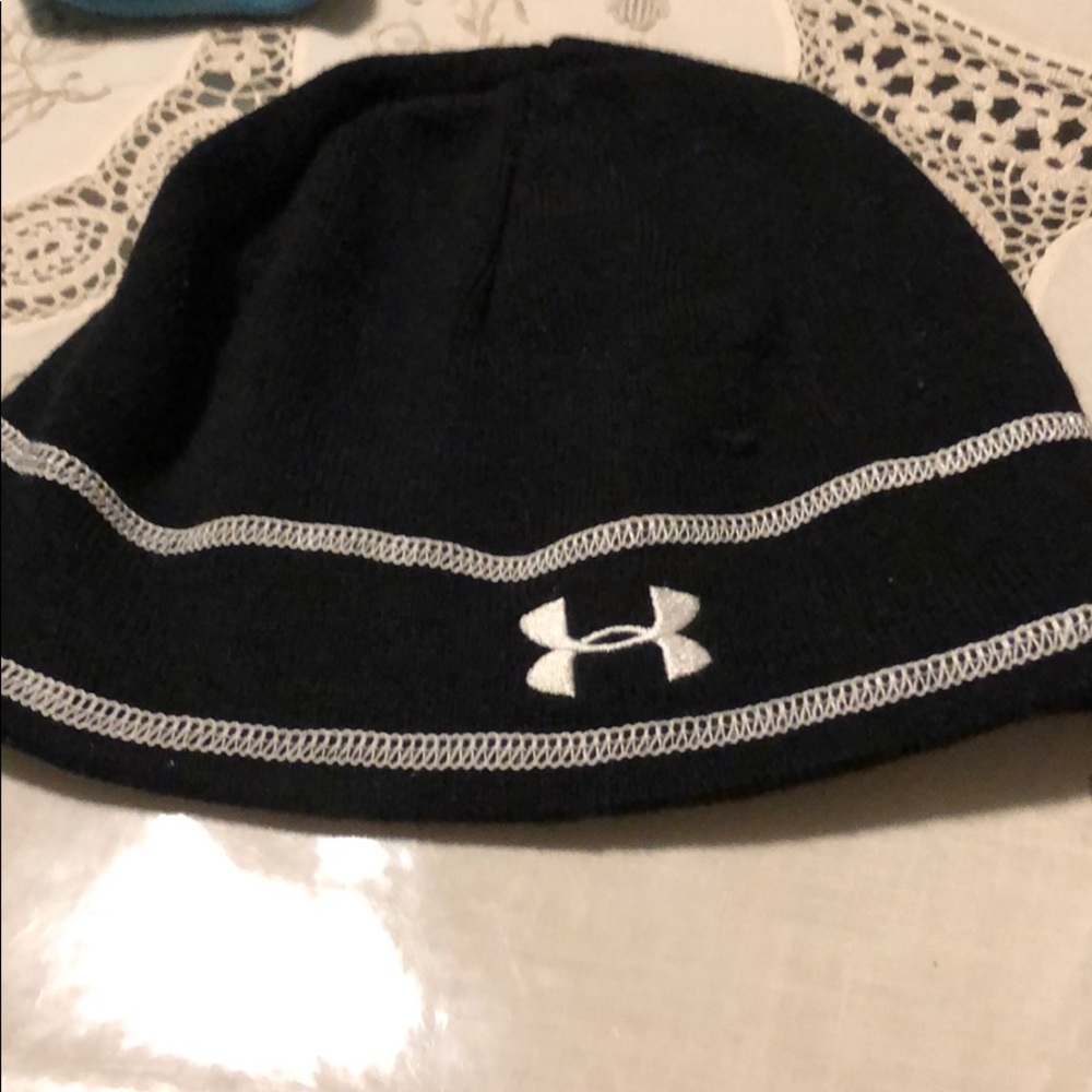 Used cap by unoca armour L
